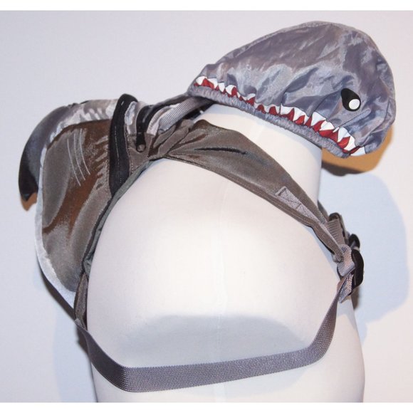 LittleLife shark child safety harness - Picture 10 of 14